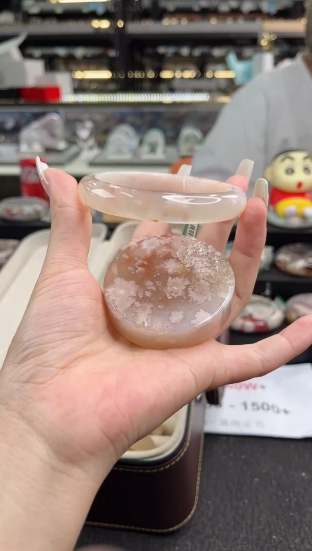 未镶嵌手镯石英质玉60圈口 （赠品镯心）3886075