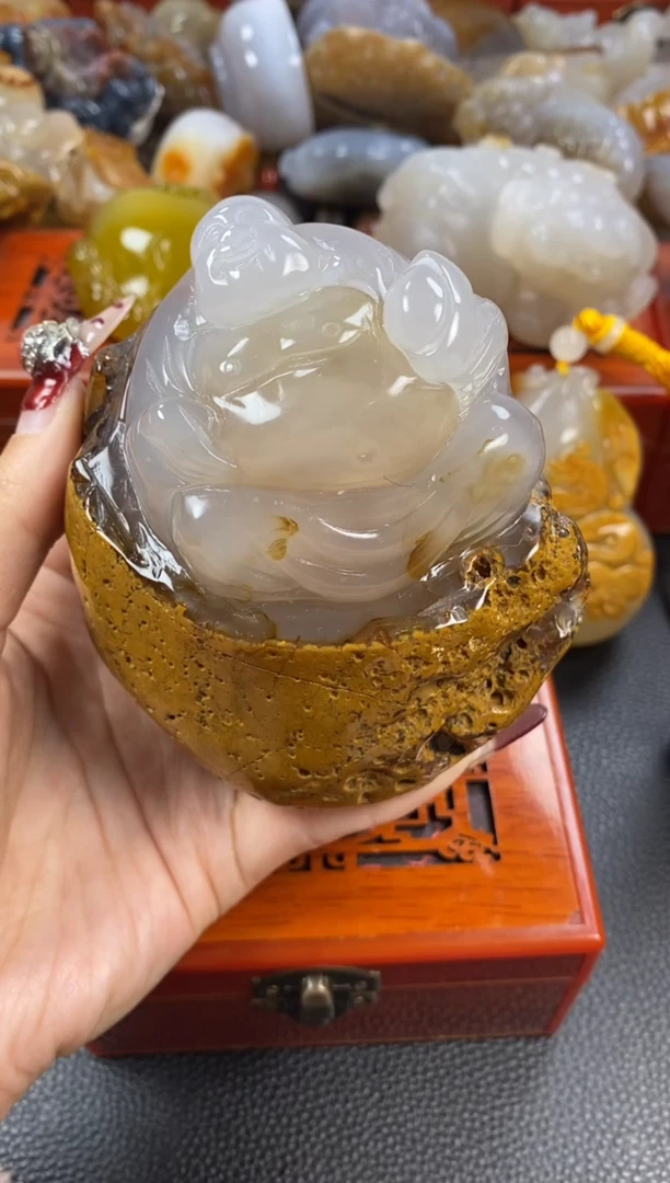 【闪购商品】玛瑙/玉髓摆件未镶嵌1