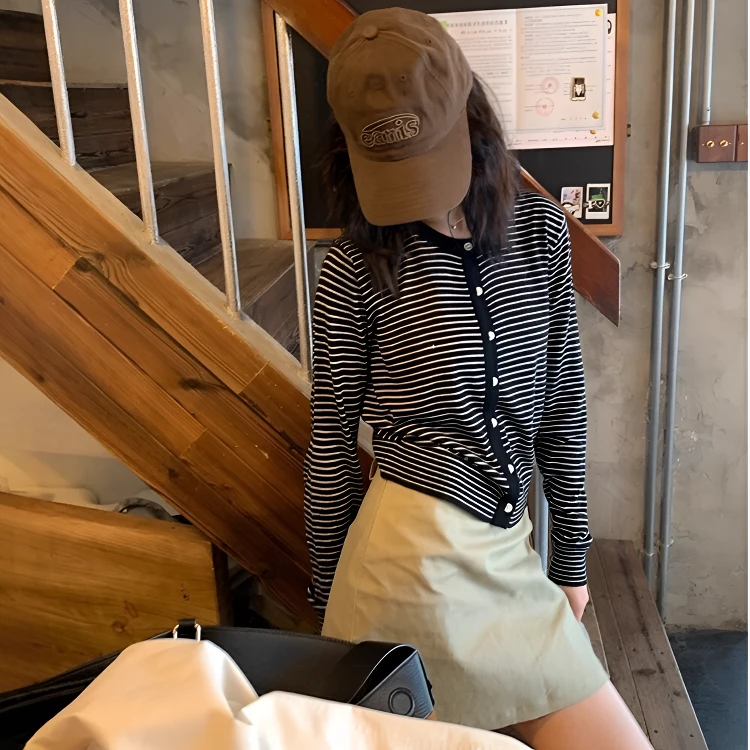 韩系爆款条纹长袖百搭开衫女秋冬新款高级感针织衫宽松休闲上衣