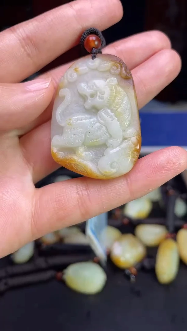 颈饰未镶嵌和田玉123