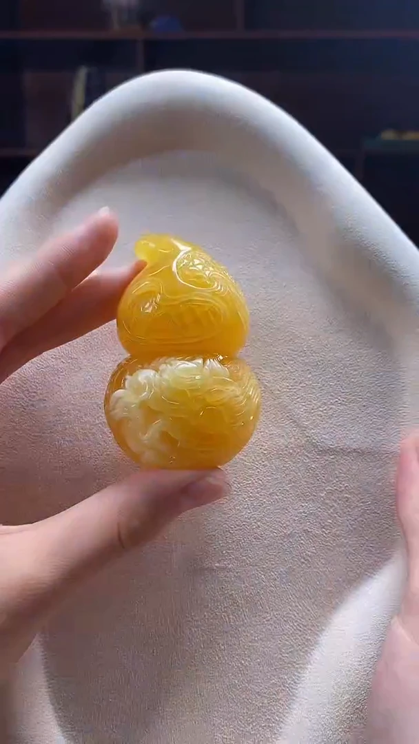 琥珀颈饰未镶嵌吊坠