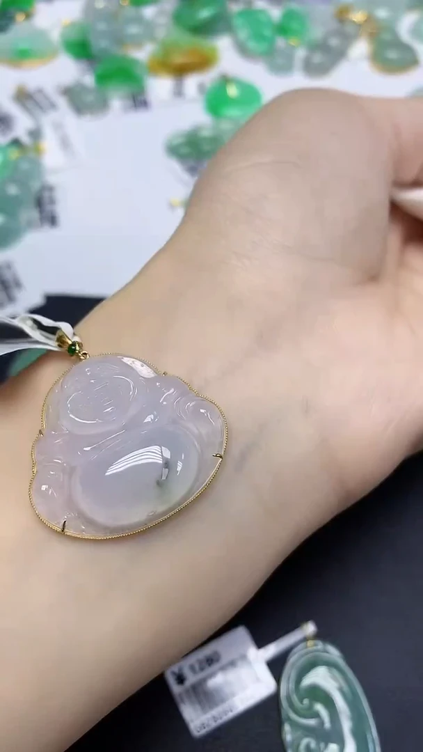 翡翠18K金镶嵌颈饰天然缅甸翡翠A货