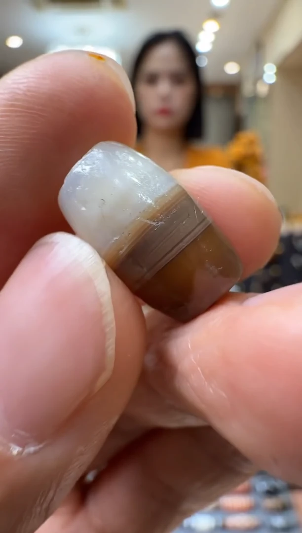 玛瑙/玉髓未镶嵌珠宝半成品玛瑙珠