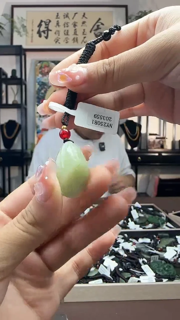 颈饰未镶嵌和田玉79