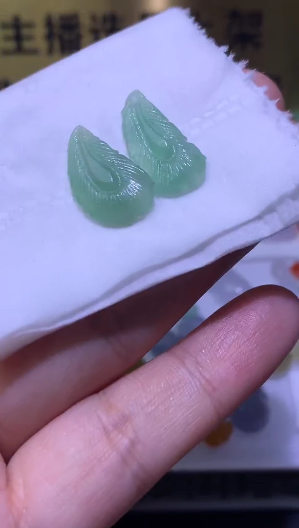 未镶嵌定制翡翠毛货