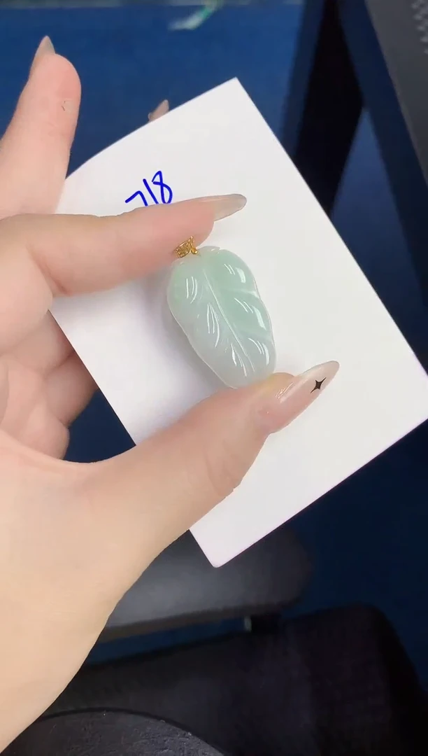 颈饰未镶嵌翡翠缅甸天然翡翠A货