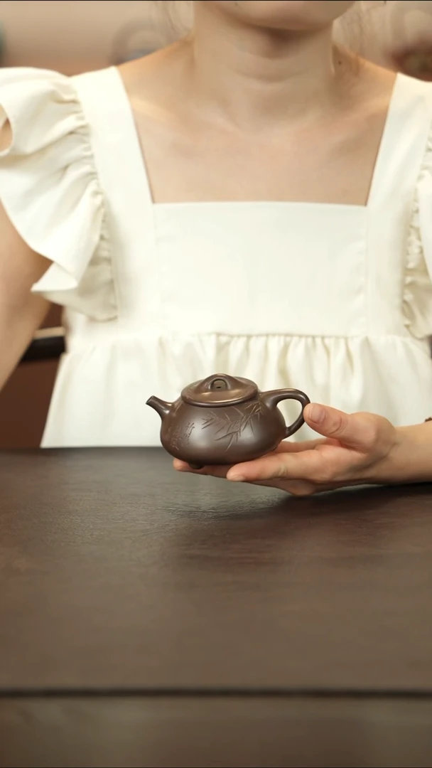 茶壶紫砂林曼曼 紫泥 石瓢