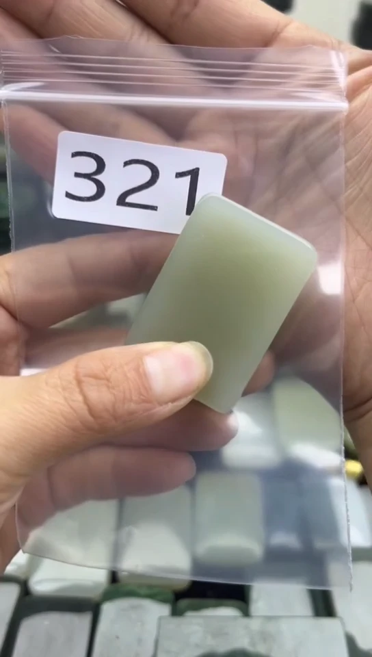 未镶嵌和田玉珠宝半成品牌子