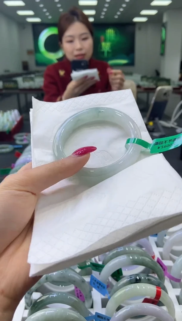 未镶嵌手镯翡翠0055633