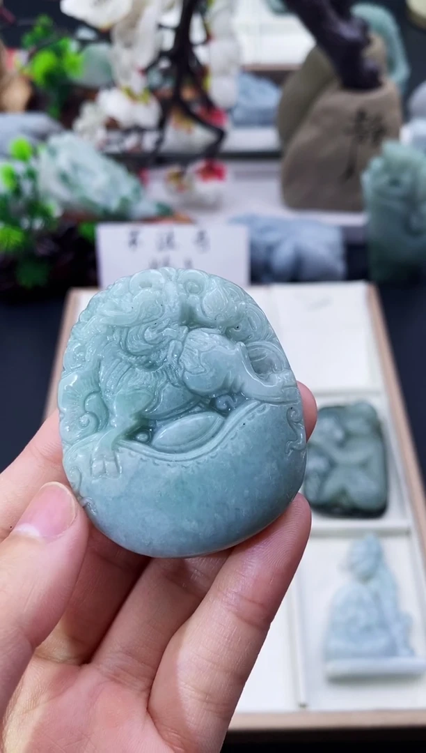 颈饰未镶嵌翡翠天然缅甸A货翡翠