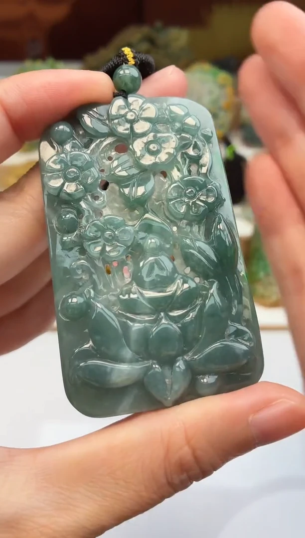 颈饰未镶嵌翡翠牌子