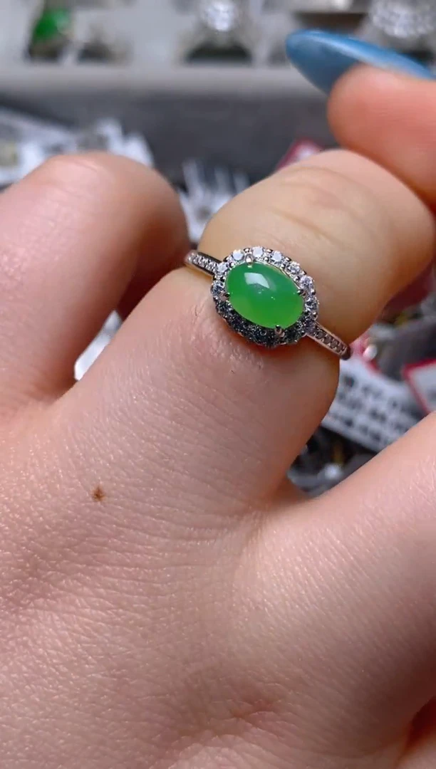 银S925镶嵌戒指翡翠百内无证书