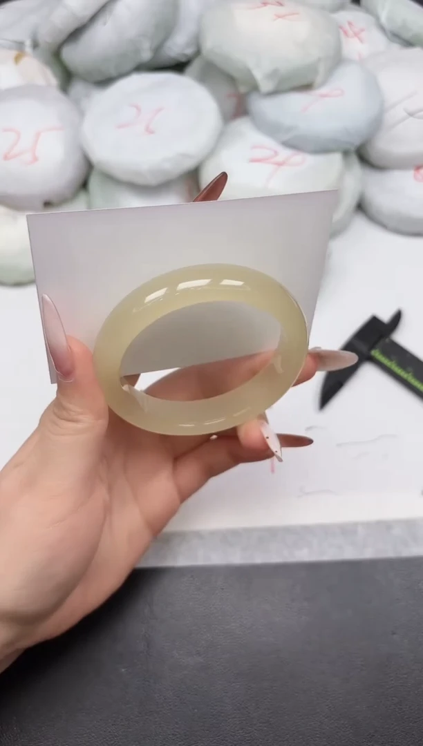 东凌女款手镯A198/56.2