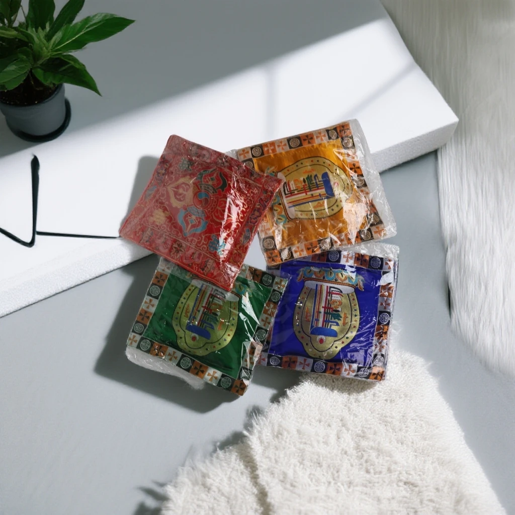 藏式八吉祥摩尼宝十字杵双面柏粉车载香包香袋