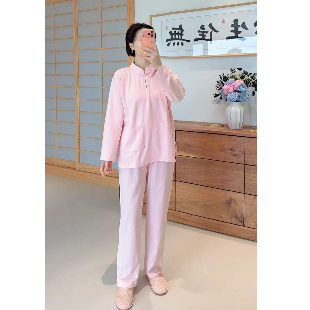 女款嫩粉色家居服 休闲秋冬磨毛