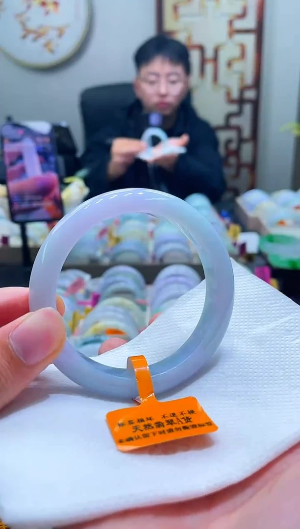 未镶嵌手镯翡翠135-56