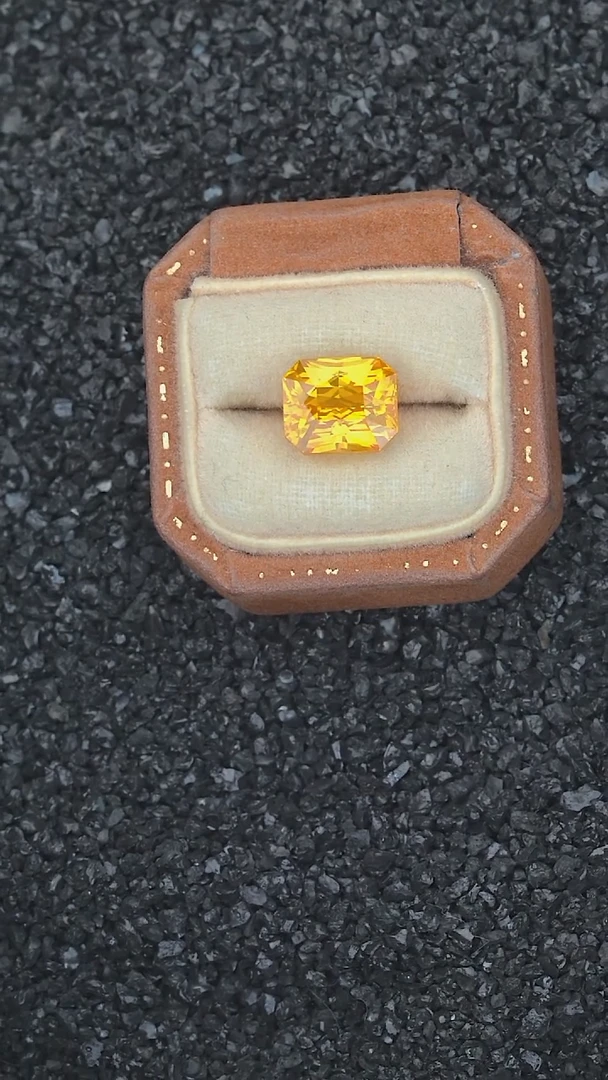 【闪购商品】蓝宝石裸石未镶嵌5.18克拉