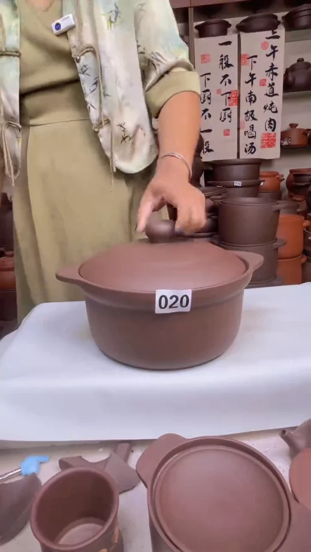 宜兴紫砂3.5升锅020