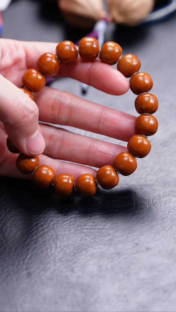 【闪购商品】橄榄核吊坠橄榄核