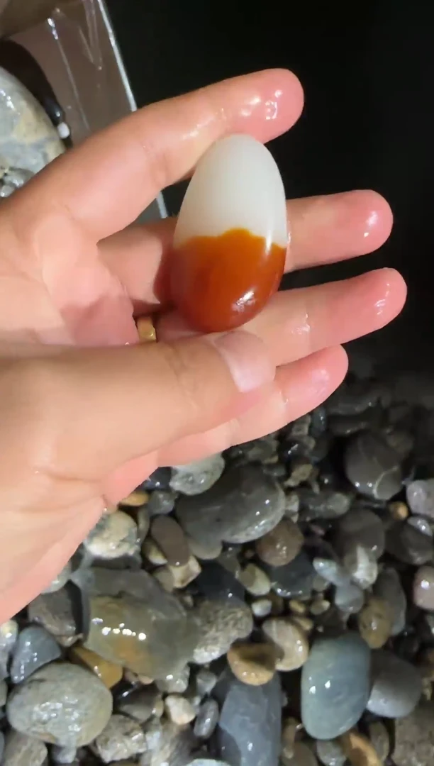未镶嵌和田玉（糖玉）挂件挂件