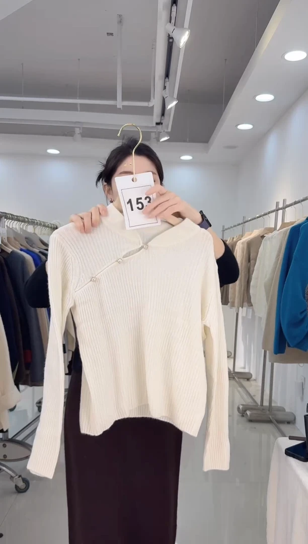 153山羊绒国风白色。到手149