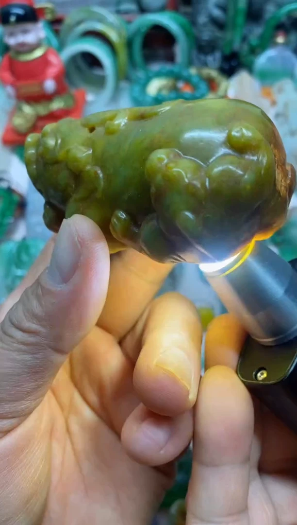 【闪购商品】75直播间的实时画面