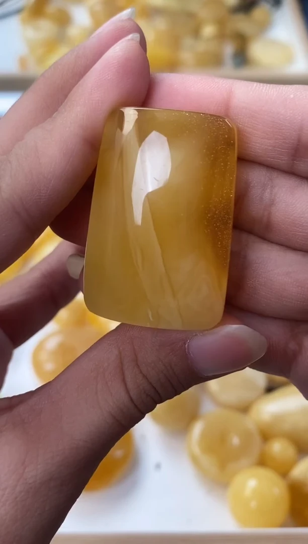 未镶嵌琥珀裸石天然琥珀蜜蜡