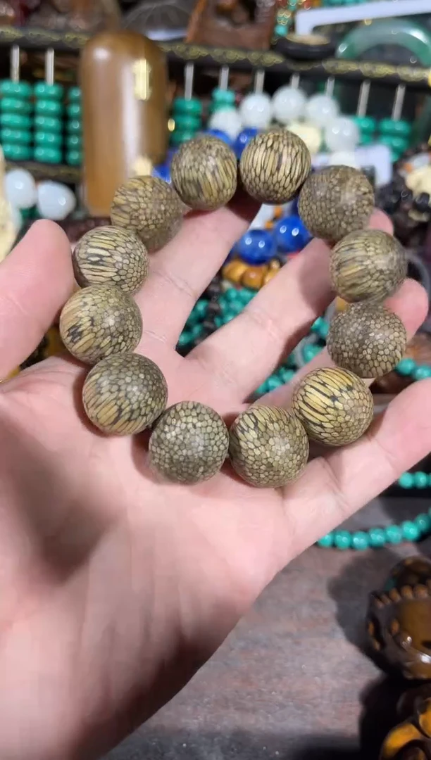 【闪购商品】滴血莲花菩提吊坠1