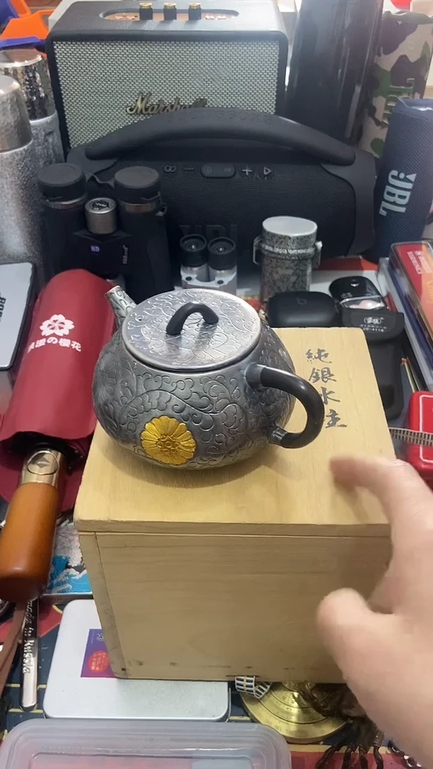 瓷片闪购商品 如图所示