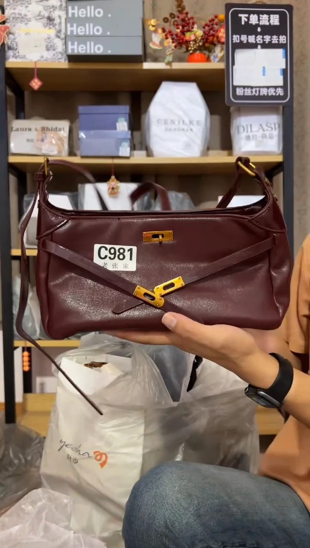 小牛剖层皮革老张家女包981