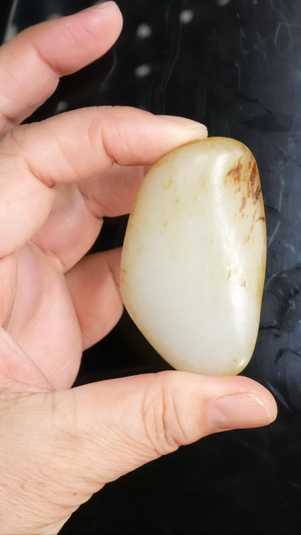 和田玉未镶嵌把件61克和田玉原石