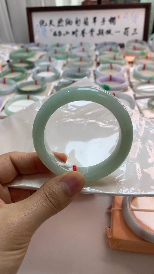 未镶嵌手镯翡翠54葡萄肉