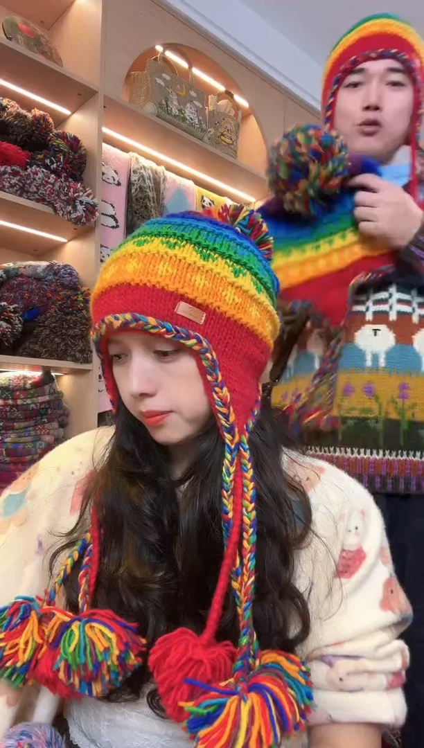 美丽如软羊毛七球彩虹帽