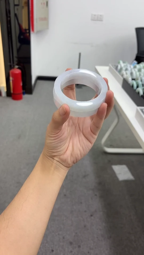 定制翡翠手镯未镶嵌S***?手镯