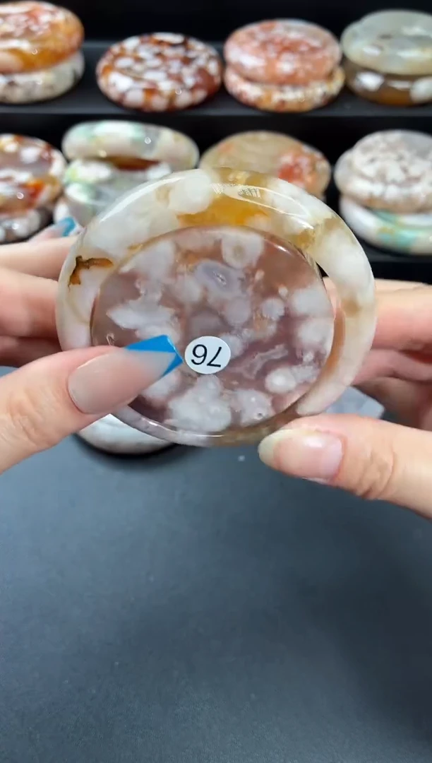手镯玛瑙/玉髓未镶嵌石英质玉赠送镯心)55圈54/55带