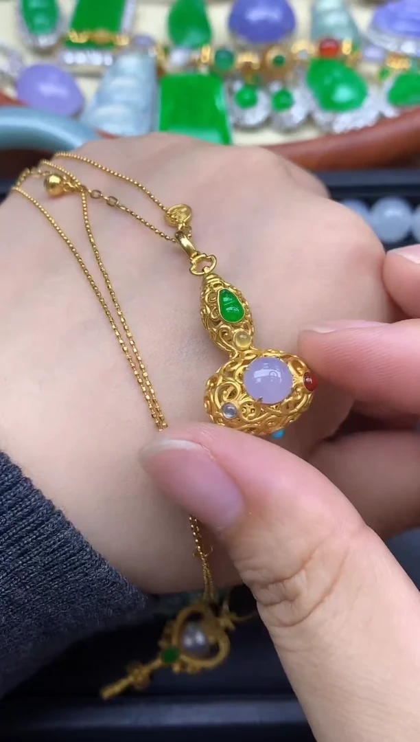 颈饰18K金镶嵌翡翠526-中国好珍宝