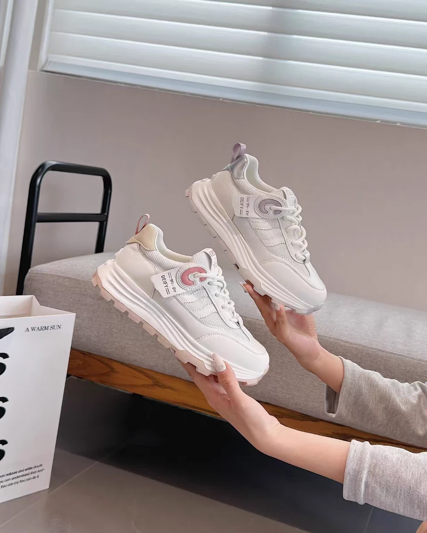 厚底真皮小白鞋女休闲百搭透气韩版松糕时尚平底板鞋