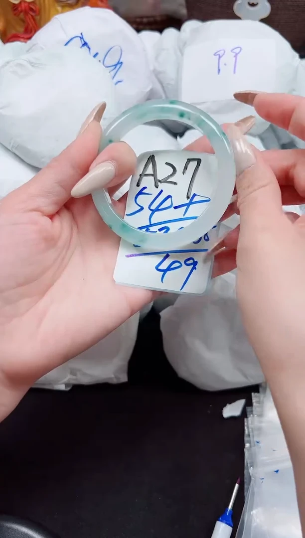 未镶嵌手镯石英质玉54+圈口编号：A27