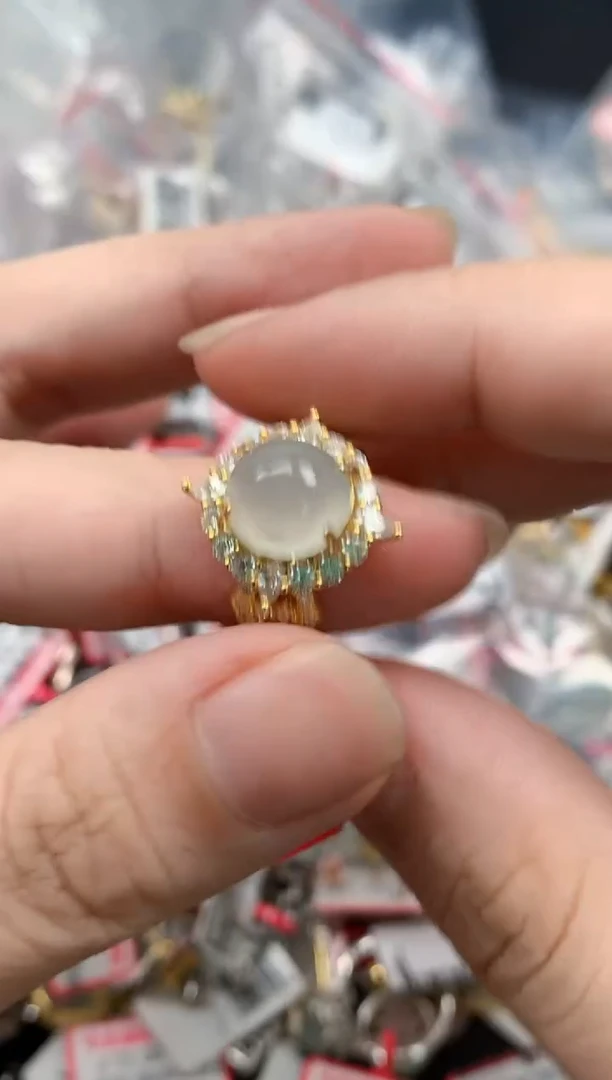 翡翠戒指银S925镶嵌天然缅甸翡翠