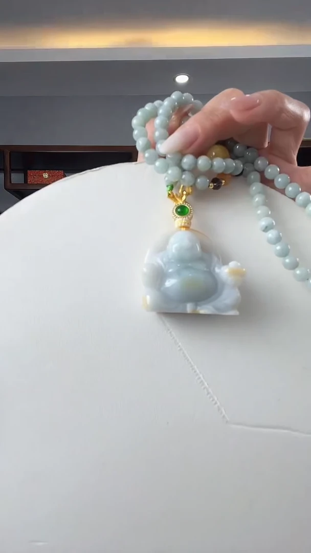 颈饰未镶嵌翡翠佛公