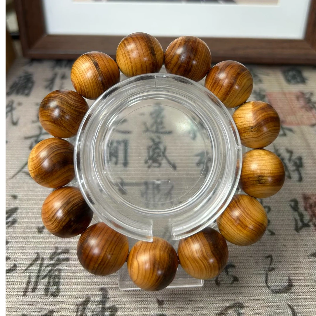 2.精品·崖柏云脉盘玩闻香手串