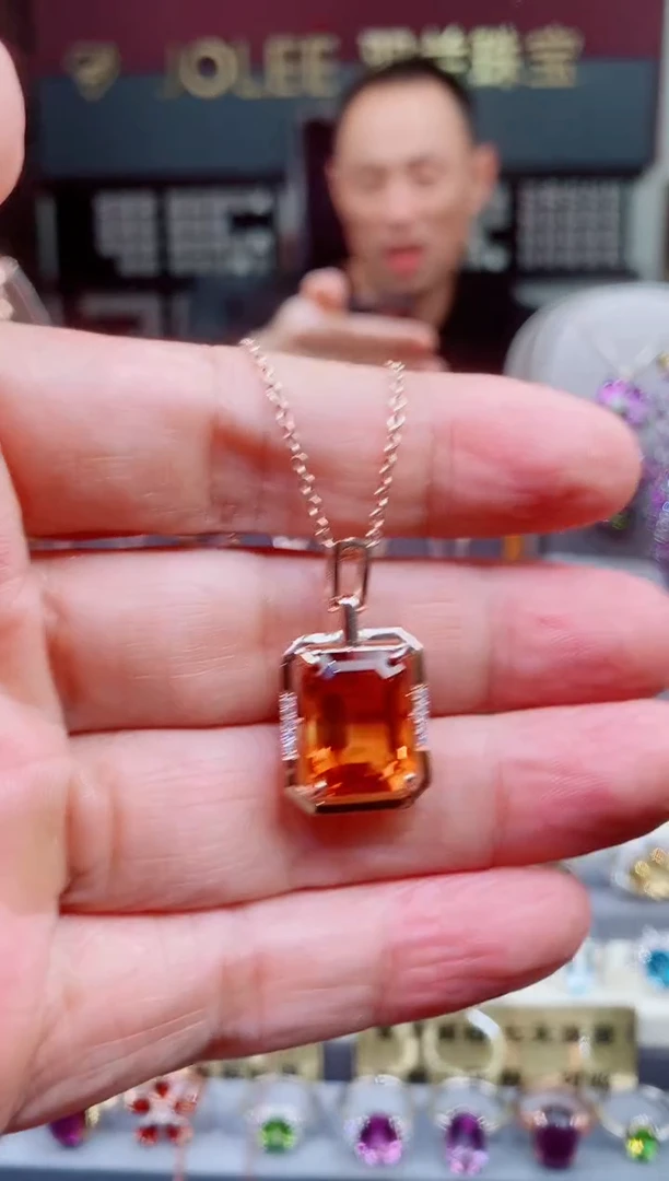 吊坠(赠链)银S925镶嵌黄晶黄晶吊坠