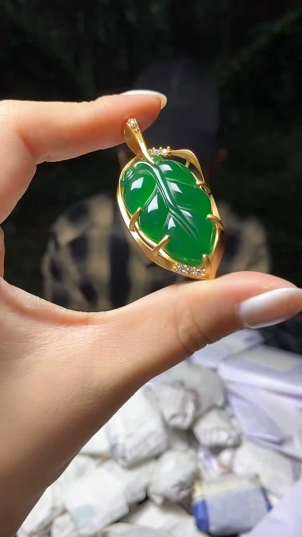 满色吊坠  所见即所得！