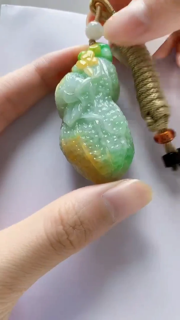 未镶嵌定制翡翠4868zm-毛货挂件花生23