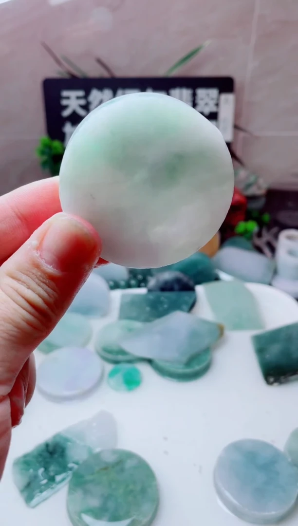 颈饰未镶嵌翡翠2212