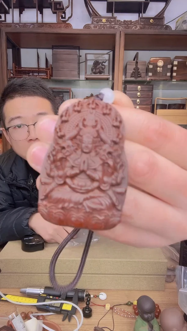 【闪购商品】乌木类书架1520 小叶紫檀千手观音挂牌