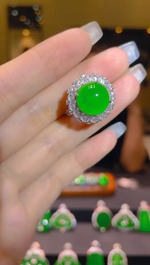 翡翠银S925镶嵌颈饰翡翠A8