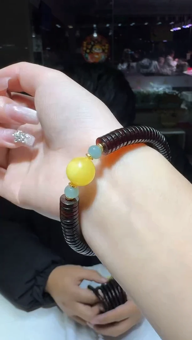 【闪购商品】血珀手链未镶嵌多样性发一件 156