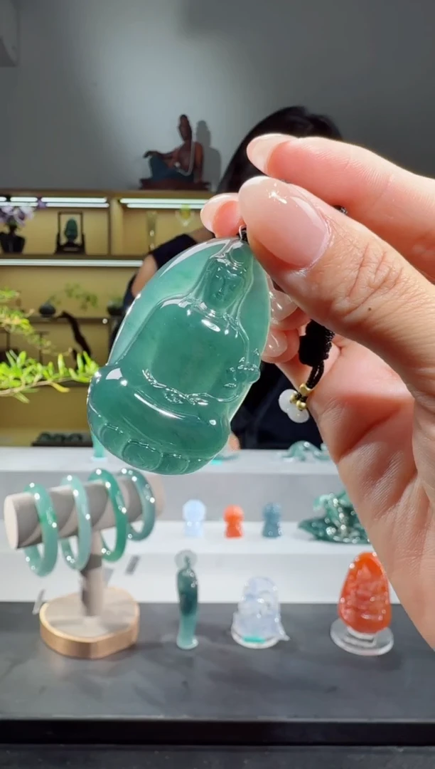 吊坠(不含链)未镶嵌翡翠观音