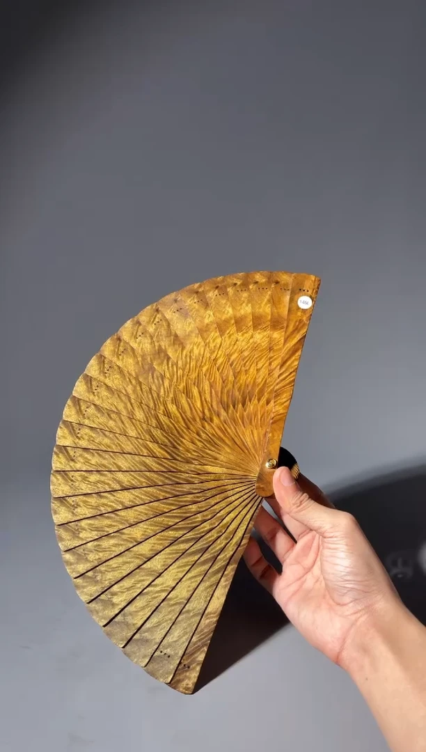 其他楠木（金丝楠）尘*146号18cm乌木金丝楠小叶桢楠扇子